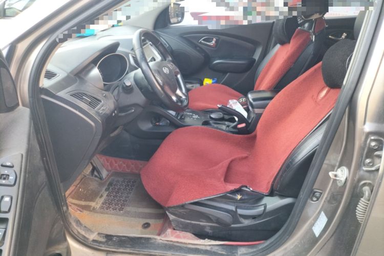 Used Hyundai ix35 2010 2.0L Automatic Two-Wheel Drive Elite Edition GLS Left Front Seat