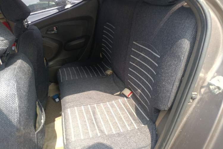 Used Hyundai ix35 2010 2.0L Manual Two-Wheel Drive New Edition GL Left Rear Seat