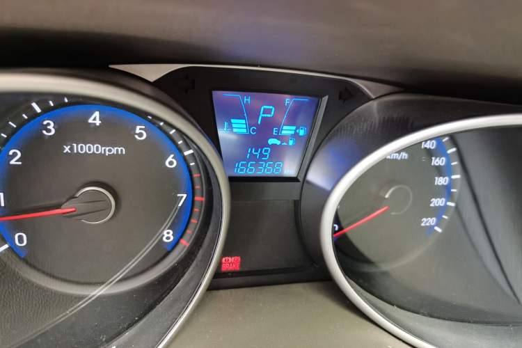 Used Hyundai ix35 2010 2.0L Automatic Two-Wheel Drive Elite Edition GLS Odometer Close Up