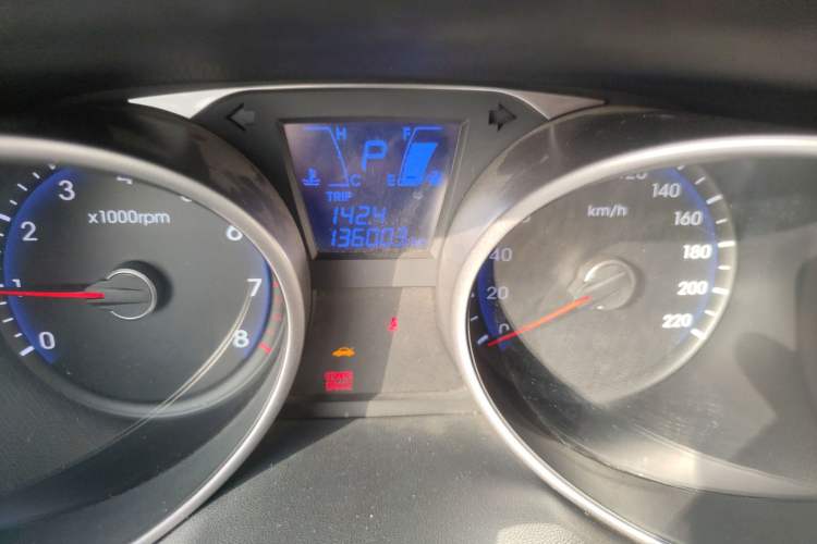 Used Hyundai ix35 2010 2.0L Automatic Two-Wheel Drive Elite Edition GLS Odometer Close Up