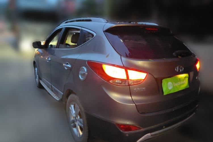 Used Hyundai ix35 2010 2.0L Automatic Two-Wheel Drive Elite Edition GLS Rear Left 45 Deg