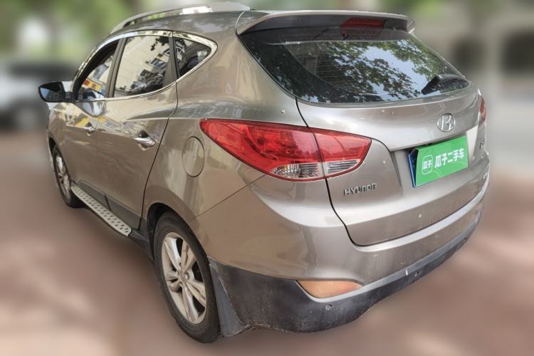 Used Hyundai ix35 2010 2.0L Automatic 4x4 Premium GLS Trim Rear Left 45 Deg