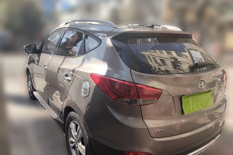 Used Hyundai ix35 2010 2.4L Automatic 4x4 GLS Navigation Edition Rear Left 45 Deg