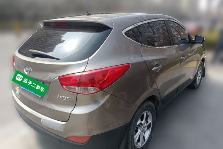 Used Hyundai ix35 2010 2.0L Manual Two-Wheel Drive New Edition GL Rear Right 45 Deg