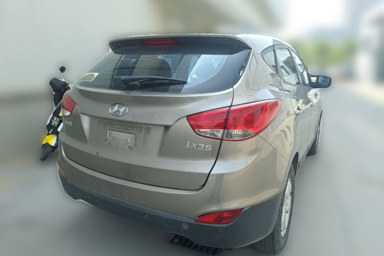 Used Hyundai ix35 2010 2.0L Automatic Two-Wheel Drive New Edition GL Rear Right 45 Deg