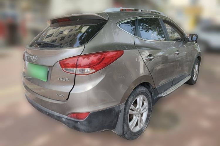 Used Hyundai ix35 2010 2.0L Automatic 4x4 Premium GLS Trim Rear Right 45 Deg