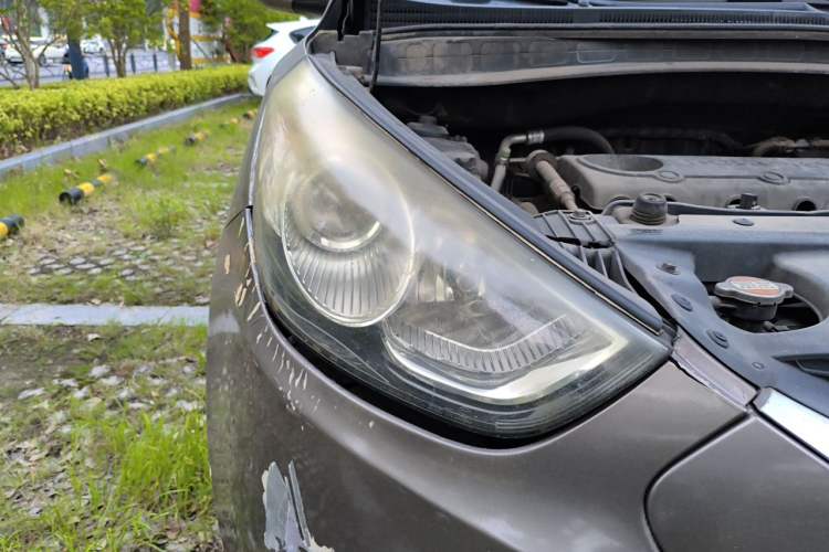 Used Hyundai ix35 2010 2.0L Automatic Two-Wheel Drive Elite Edition GLS Right Front Headlight