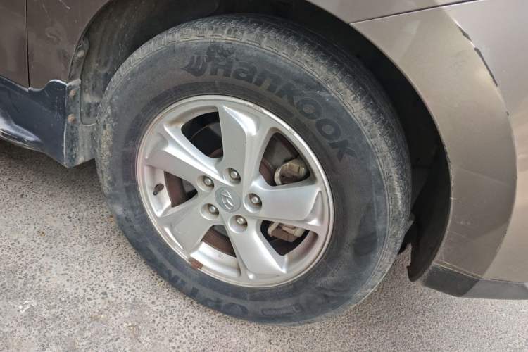Used Hyundai ix35 2010 2.0L Manual Two-Wheel Drive New Edition GL Right Front Wheel Hub