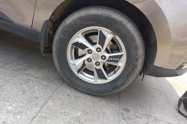 Used Hyundai ix35 2010 2.0L Manual Two-Wheel Drive New Edition GL Right Front Wheel Hub