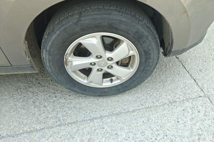 Used Hyundai ix35 2010 2.0L Automatic Two-Wheel Drive New Edition GL Right Front Wheel Hub