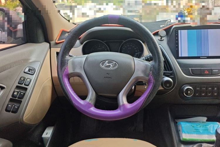 Used Hyundai ix35 2010 2.0L Manual Two-Wheel Drive New Edition GL Steering Wheel