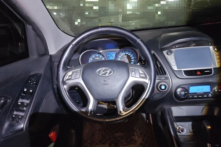 Used Hyundai ix35 2010 2.0L Automatic Two-Wheel Drive Elite Edition GLS Steering Wheel