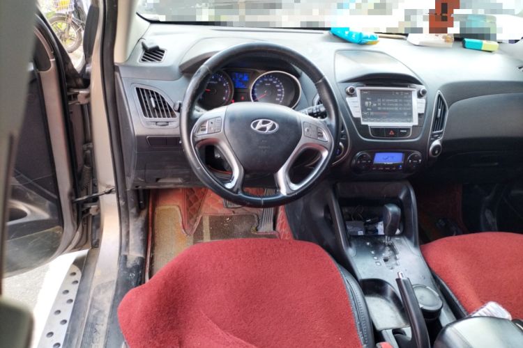 Used Hyundai ix35 2010 2.0L Automatic Two-Wheel Drive Elite Edition GLS Steering Wheel