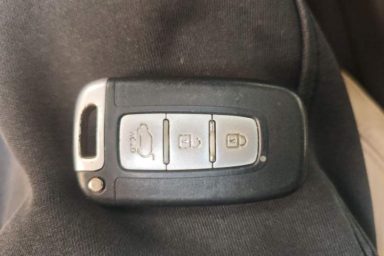 Used Hyundai ix35 2010 2.0L Automatic Two-Wheel Drive Elite Edition GLS Vehicle Key
