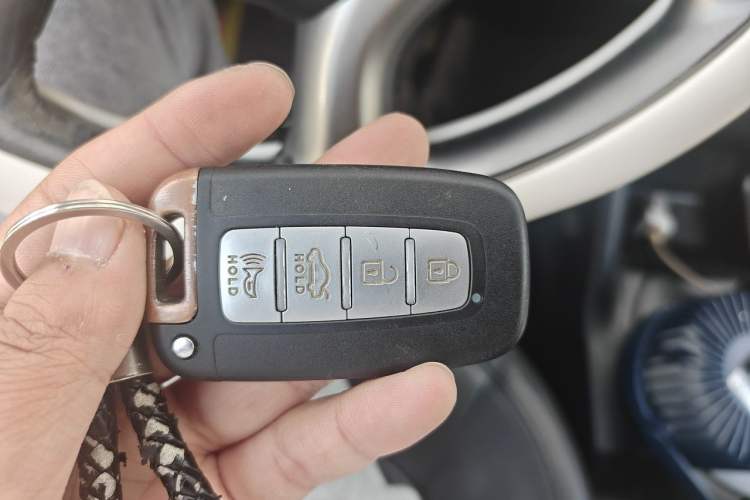 Used Hyundai ix35 2010 2.0L Automatic Two-Wheel Drive Elite Edition GLS Vehicle Key