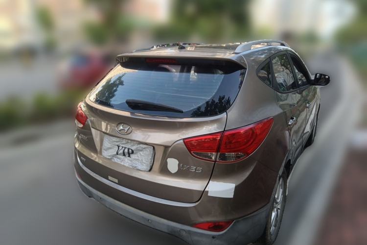 Used Hyundai ix35 2010 2.4L Automatic 2WD Prestige GLS Trim Rear Right 45 Deg