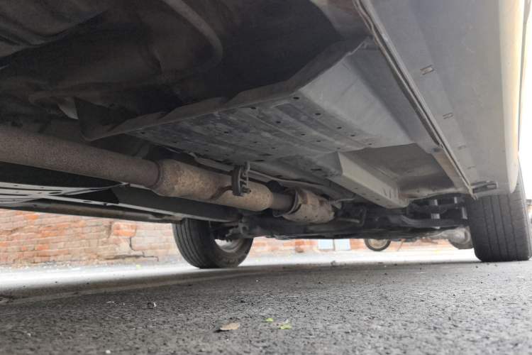 Used Hyundai ix35 2010 2.4L Automatic 2WD Prestige GLS Trim Chassis Rear Right