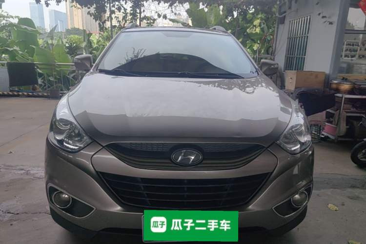 Used Hyundai ix35 2010 2.0L Automatic Two-Wheel Drive Elite Edition GLS Front