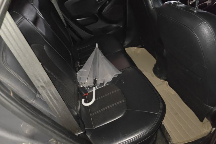 Used Hyundai ix35 2010 2.0L Automatic Two-Wheel Drive Elite Edition GLS Left Rear Seat