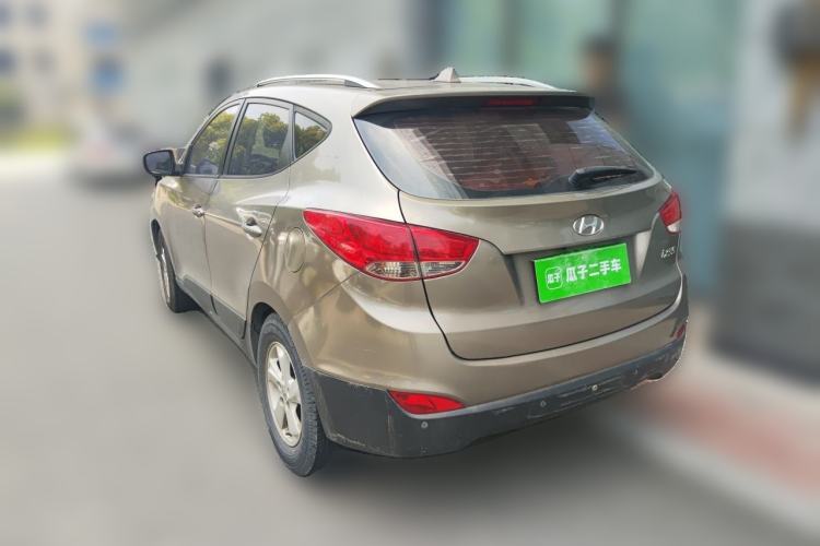 Used Hyundai ix35 2010 2.0L Automatic Two-Wheel Drive New Edition GL Rear Left 45 Deg