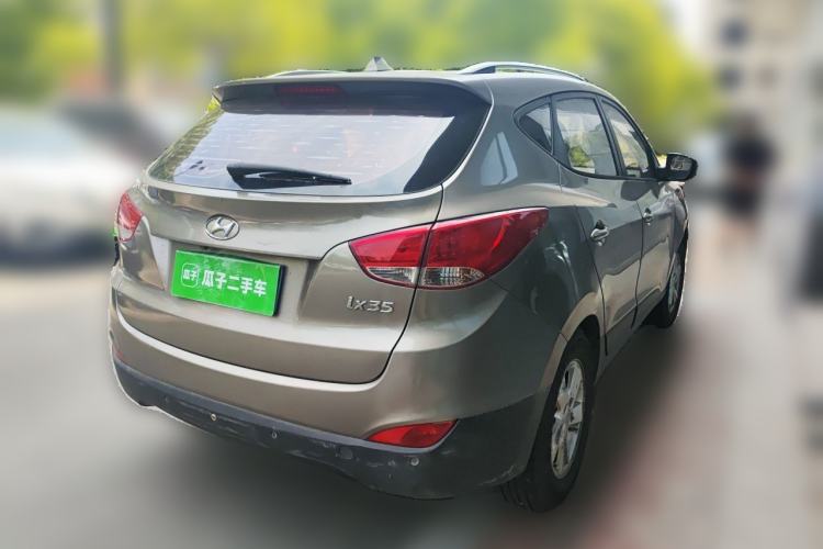 Used Hyundai ix35 2010 2.0L Automatic Two-Wheel Drive New Edition GL Rear Right 45 Deg
