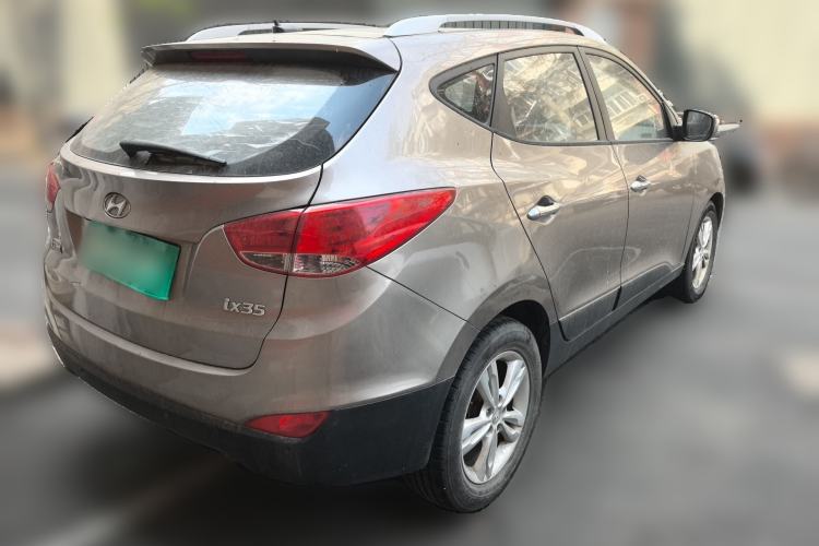Used Hyundai ix35 2010 2.4L Automatic 2WD Prestige GLS Trim Rear Right 45 Deg