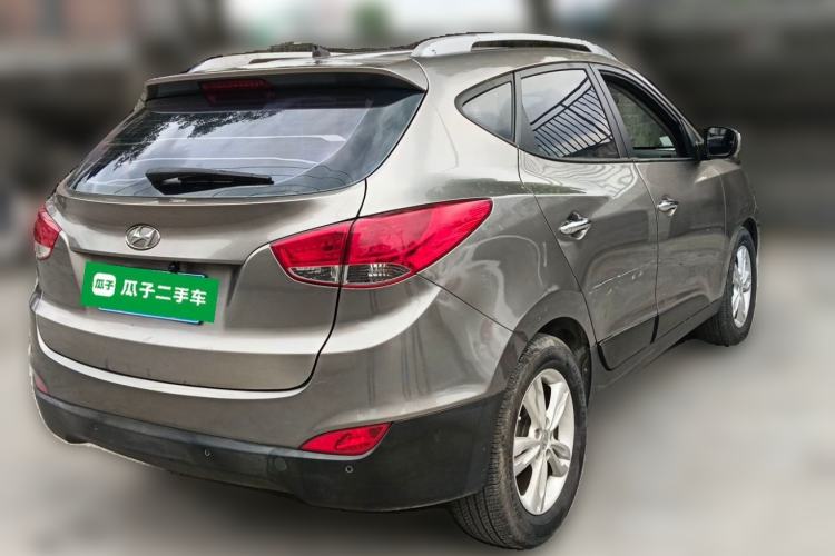 Used Hyundai ix35 2010 2.0L Automatic Two-Wheel Drive Elite Edition GLS Rear Right 45 Deg