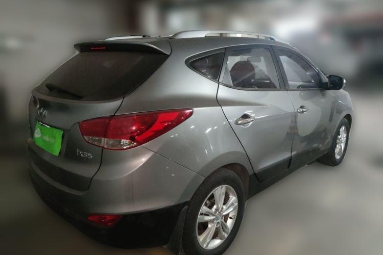 Used Hyundai ix35 2010 2.0L Automatic Two-Wheel Drive Elite Edition GLS Rear Right 45 Deg