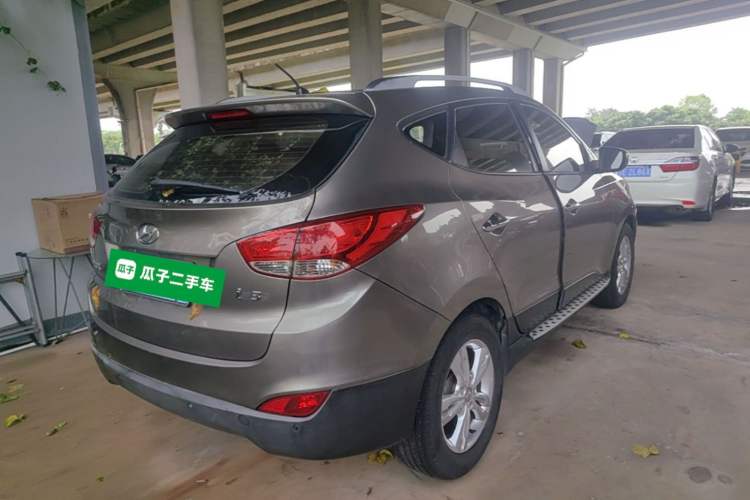 Used Hyundai ix35 2010 2.0L Automatic Two-Wheel Drive Elite Edition GLS Rear Right 45 Deg