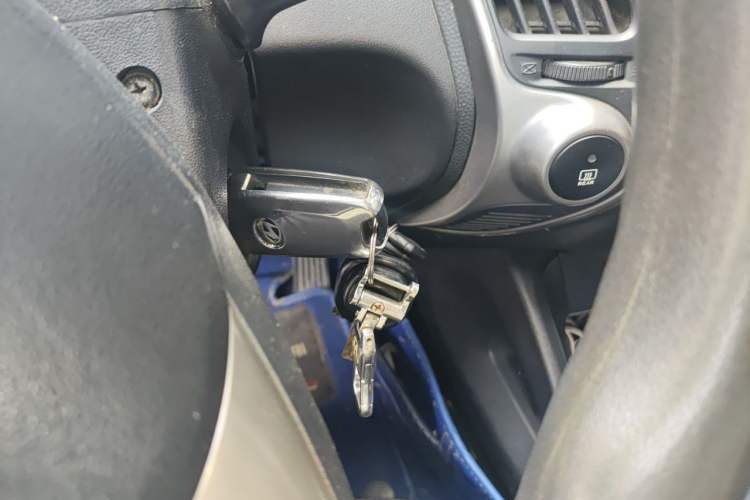 Used Hyundai ix35 2010 2.0L Automatic Two-Wheel Drive New Edition GL Vehicle Key