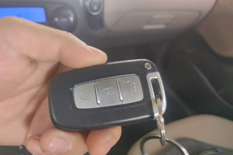 Used Hyundai ix35 2010 2.0L Automatic Two-Wheel Drive Elite Edition GLS Vehicle Key