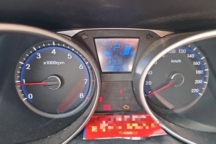 Used Hyundai ix35 2010 2.0L Automatic 4x4 Premium GLS Trim Instrument Cluster