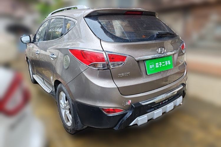 Used Hyundai ix35 2010 2.4L Automatic 2WD Prestige GLS Trim Rear Left 45 Deg