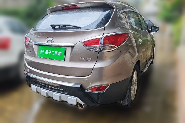 Used Hyundai ix35 2010 2.4L Automatic 2WD Prestige GLS Trim Rear Right 45 Deg