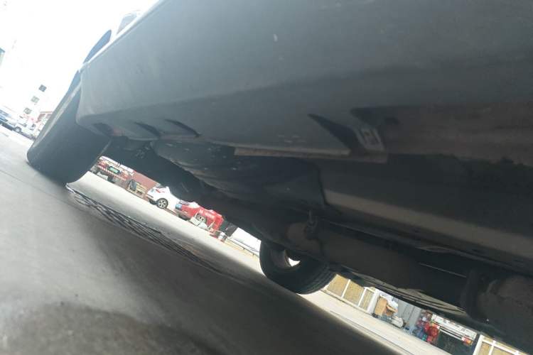 Used Hyundai ix35 2010 2.0L Automatic 4x4 Premium GLS Trim Chassis Front Right