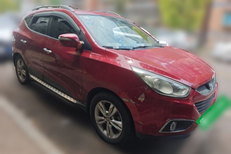 Used Hyundai ix35 2010 2.0L Automatic Two-Wheel Drive Elite Edition GLS Front Right 45 Deg