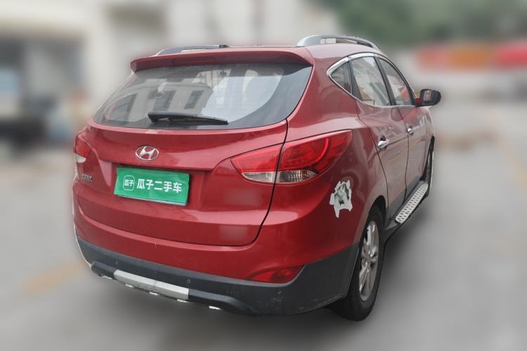 Used Hyundai ix35 2010 2.0L Automatic 4x4 Premium GLS Trim Rear Right 45 Deg