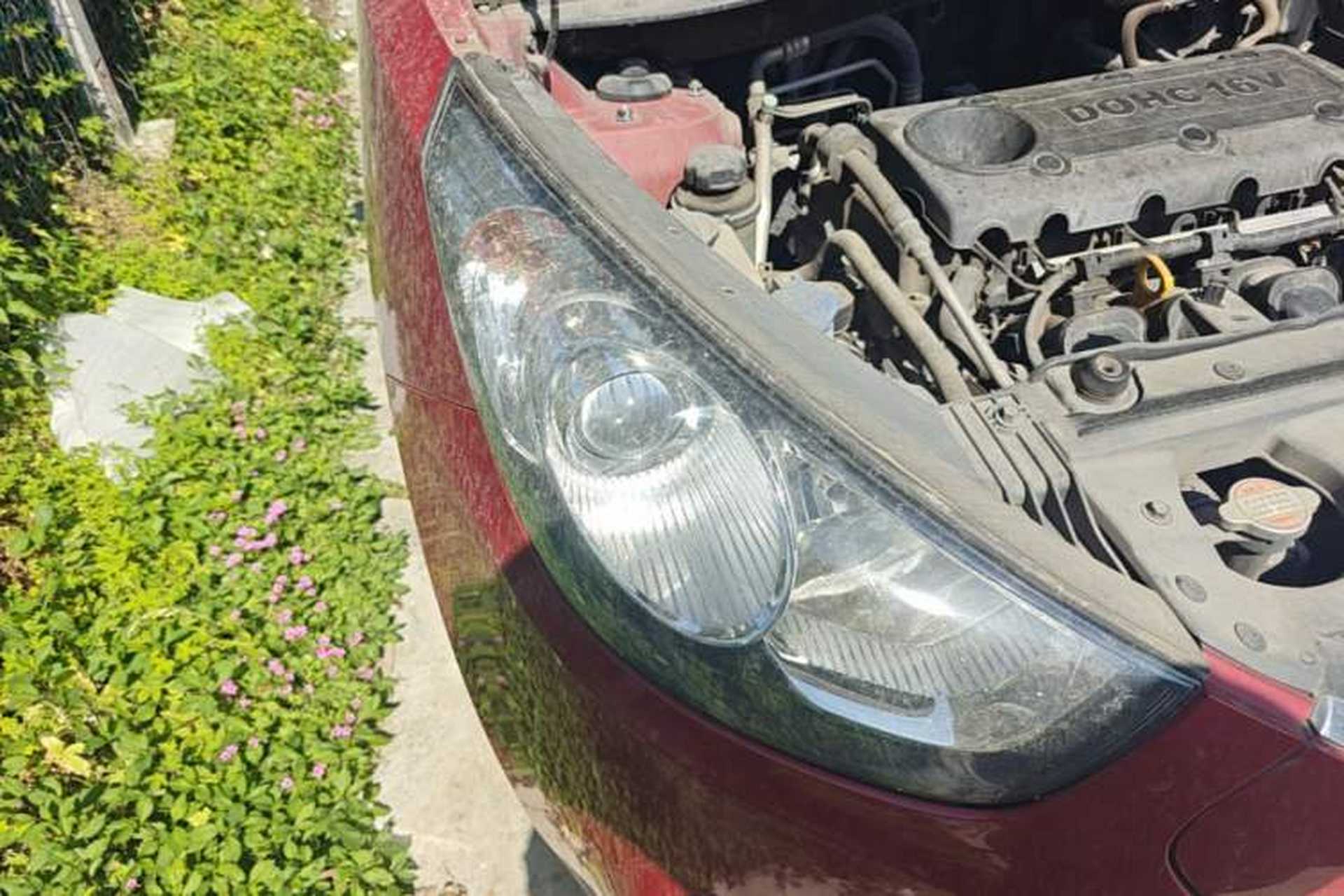 Used Hyundai ix35 2010 2.0L Automatic Two-Wheel Drive Elite Edition GLS Right Front Headlight