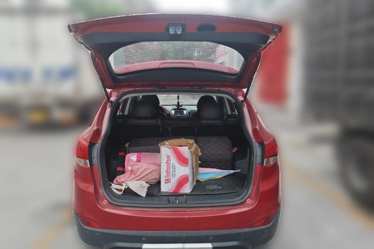 Used Hyundai ix35 2010 2.0L Automatic 4x4 Premium GLS Trim Trunk