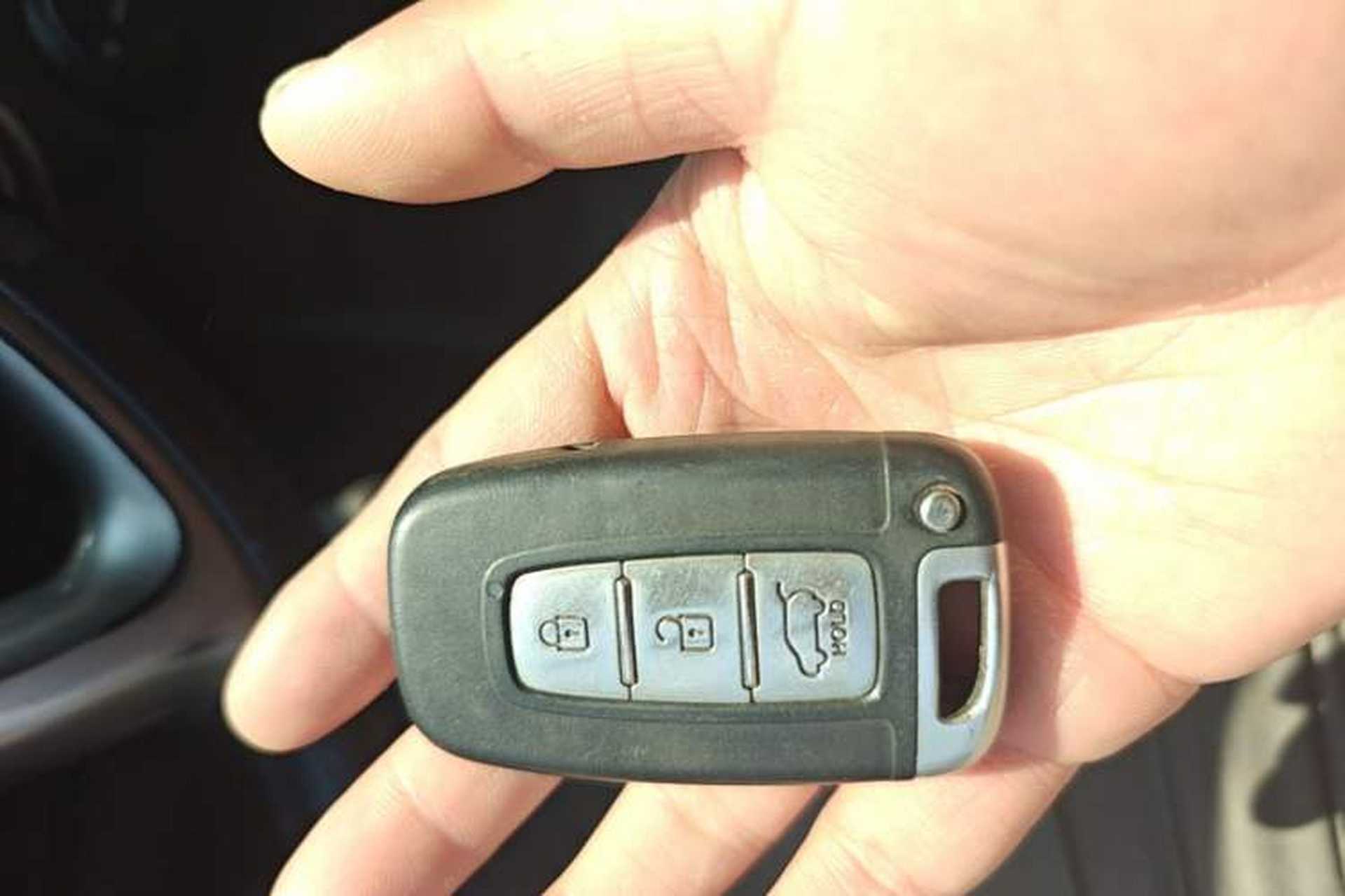 Used Hyundai ix35 2010 2.0L Automatic Two-Wheel Drive Elite Edition GLS Vehicle Key