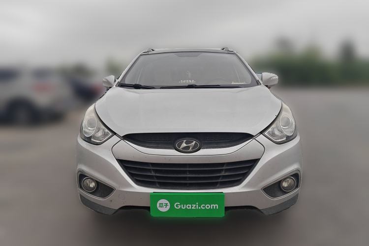 Used Hyundai ix35 2010 2.4L Automatic 4x4 GLS Navigation Edition Exterior 1