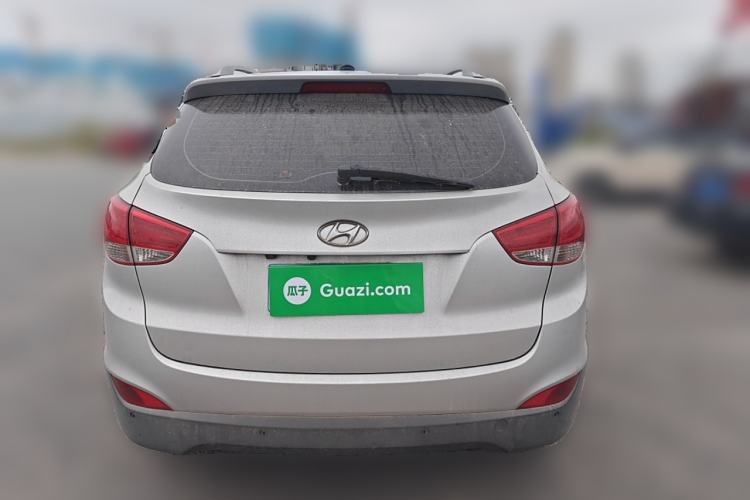 Used Hyundai ix35 2010 2.4L Automatic 4x4 GLS Navigation Edition Exterior 4