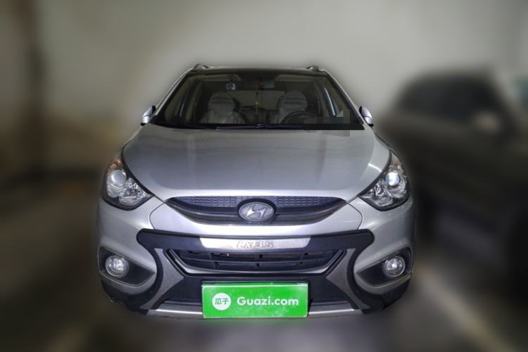 Used Hyundai ix35 2010 2.0L Automatic 4x4 Premium GLS Trim Front