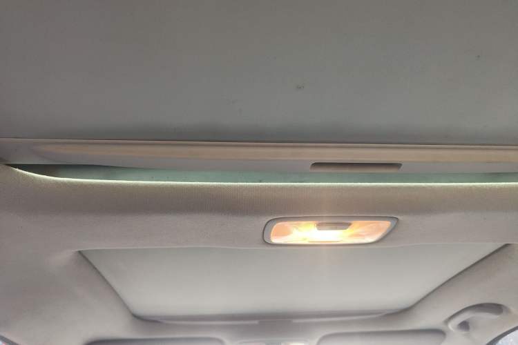 Used Hyundai ix35 2010 2.0L Automatic Two-Wheel Drive Elite Edition GLS Headliner