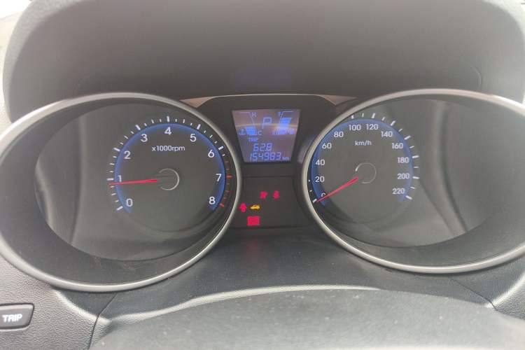 Used Hyundai ix35 2010 2.0L Automatic Two-Wheel Drive Elite Edition GLS Instrument Cluster