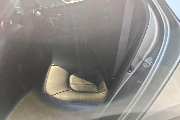 Used Hyundai ix35 2010 2.0L Automatic 4x4 Premium GLS Trim Left Rear Seat