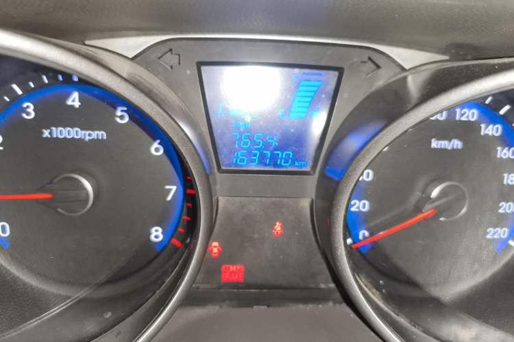 Used Hyundai ix35 2010 2.0L Automatic Two-Wheel Drive Elite Edition GLS Odometer Close Up