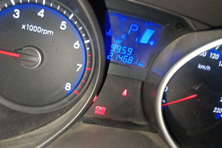 Used Hyundai ix35 2010 2.0L Automatic Two-Wheel Drive Elite Edition GLS Odometer Close Up