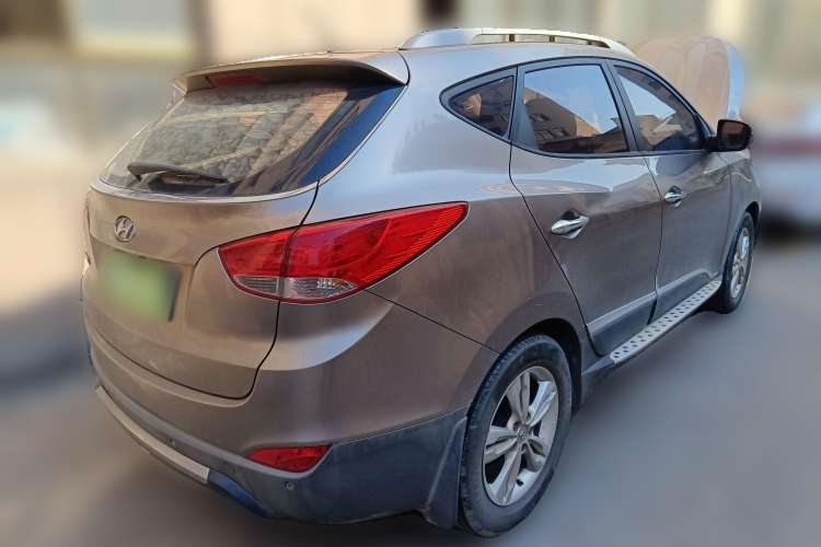 Used Hyundai ix35 2010 2.0L Automatic Two-Wheel Drive Elite Edition GLS Rear Right 45 Deg