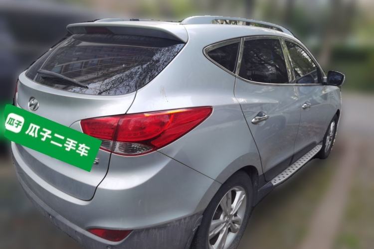 Used Hyundai ix35 2010 2.0L Automatic Two-Wheel Drive Elite Edition GLS Rear Right 45 Deg